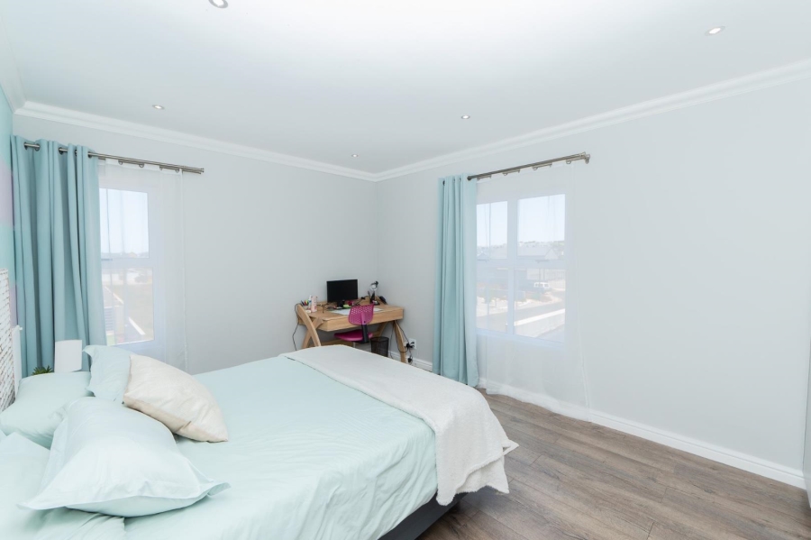 4 Bedroom Property for Sale in Laguna Sands Western Cape